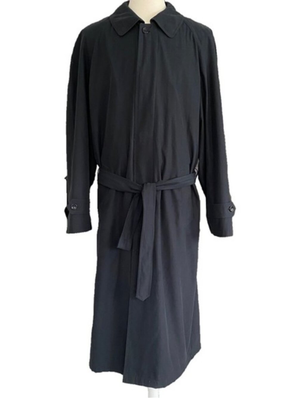 Vintage Christian Dumas trench coat with removable wool lining. Size 42 Tall